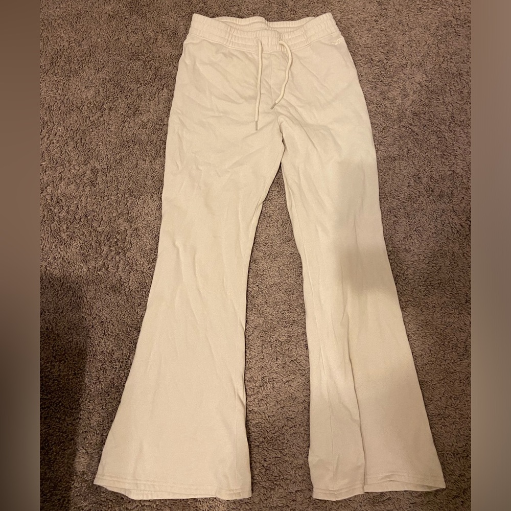 High rise Hollister flare pants